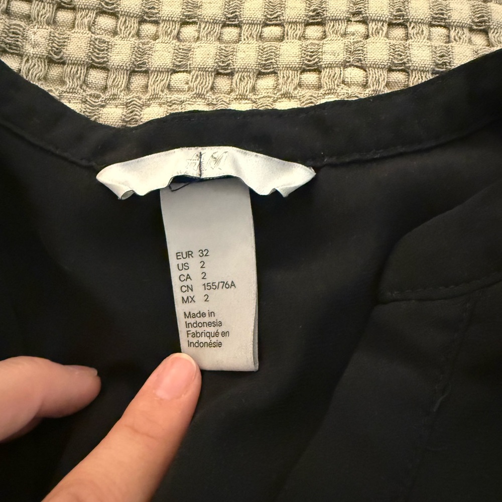 H&M Black Ruffle Bib Button Down Drawstring Dress - Picture 3 of 3